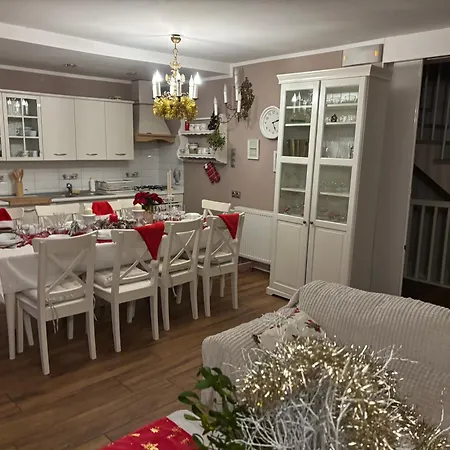 Nyaraló Koperkowe Rancho Beskid Wyspowy Malopolskie Kamionna